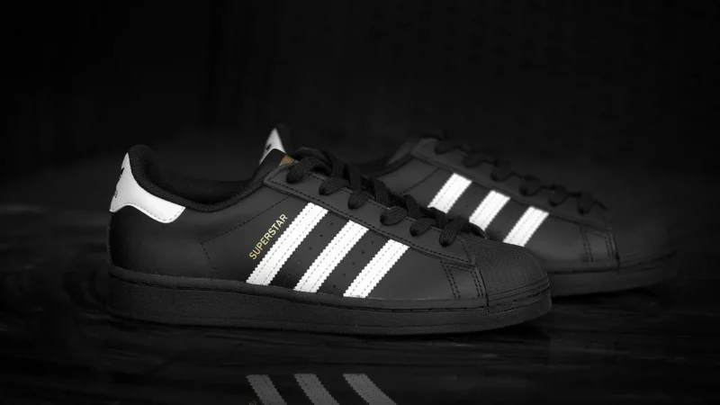 adidas plecak kolor czarny duży z nadrukiem