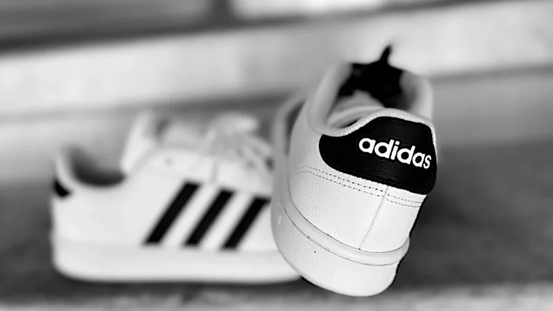 Buty adidas Originals ZX 700 HD – FX5812
