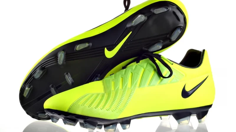 Buty piłkarskie Tekela Pro Fg V3 Mst1Sbg3