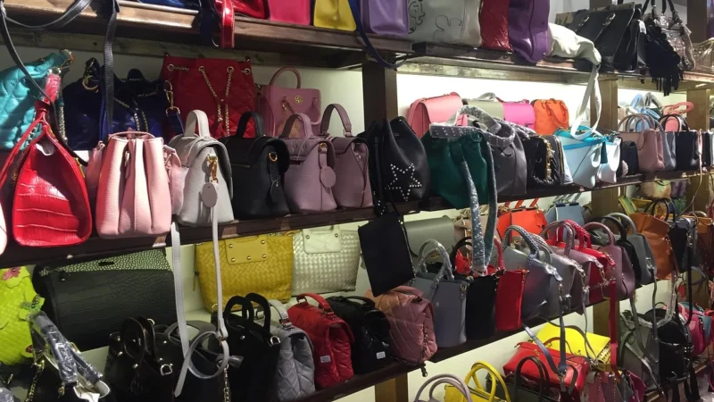 Furla Torebka Charlotte WB00472-BX0905-MTO00-1-057-20-CN-B Kolorowy