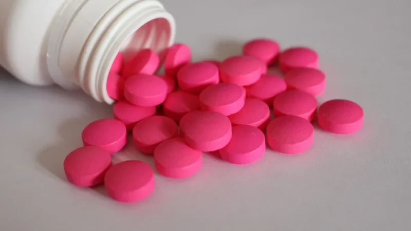 Medicine koszula damska relaxed z kołnierzykiem klasycznym