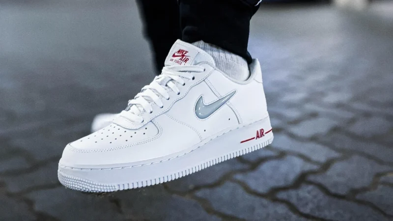Sneakersy GUESS – Nola FM7NOL FAB12 WHIBO